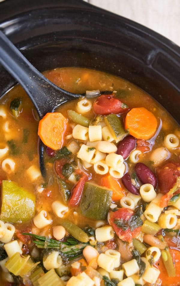 Slow Cooker Minestrone Soup | One Pot Recipes