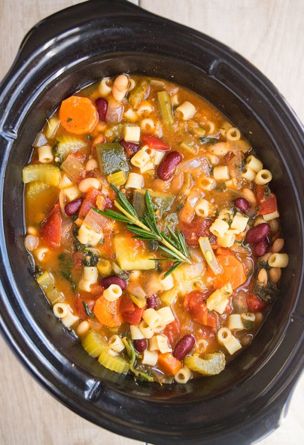 Slow Cooker Minestrone Soup | One Pot Recipes