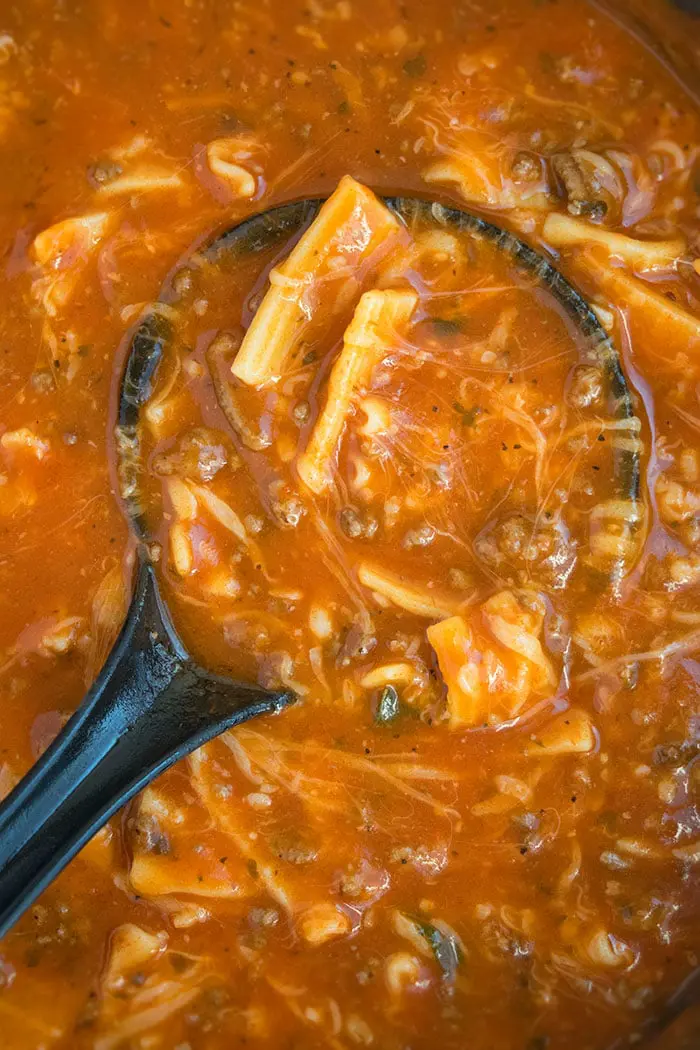 Easy Lasagna Soup Recipe (One Pot Meal)