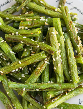 Easy Oven Roasted Green Beans Recipe (One Pan)