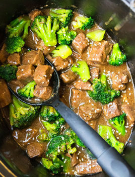 Easy Slow Cooker Beef and Broccoli Recipe (Chinese Beef Broccoli)