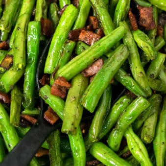 Green Beans With Bacon Recipe (One Pot Appetizer)