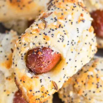 Easy Pigs in a Blanket Recipe (One Pan)