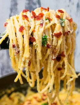 Chicken Bacon Ranch Pasta Recipe (One Pot, 30 Minutes)