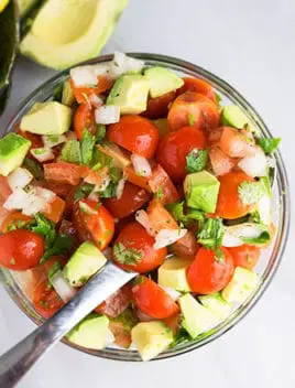 Easy Tomato Avocado Salad Recipe Ready in 20 Minutes)