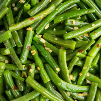 Easy One Pot Sauteed Green Beans With Fresh Garlic- Overhead Shot.