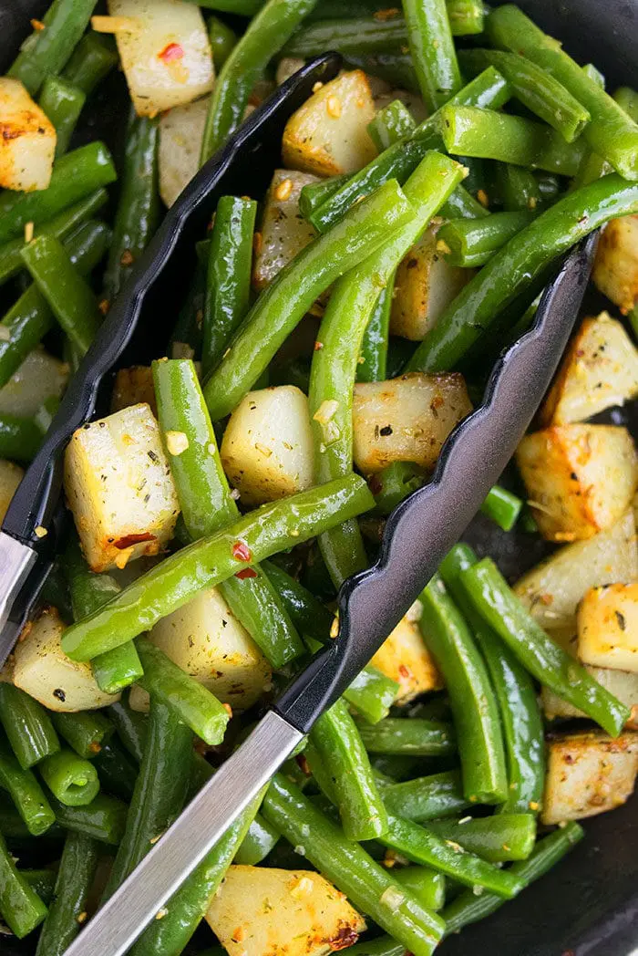 Easy Green Beans and Potatoes Recipe