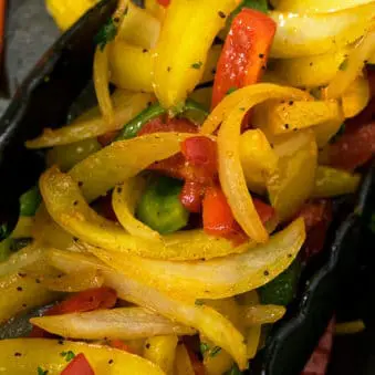 Easy Vegetable Fajitas Recipe (One Pan)