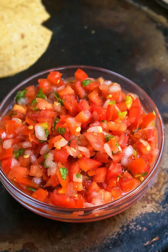 How to Make Pico De Gallo