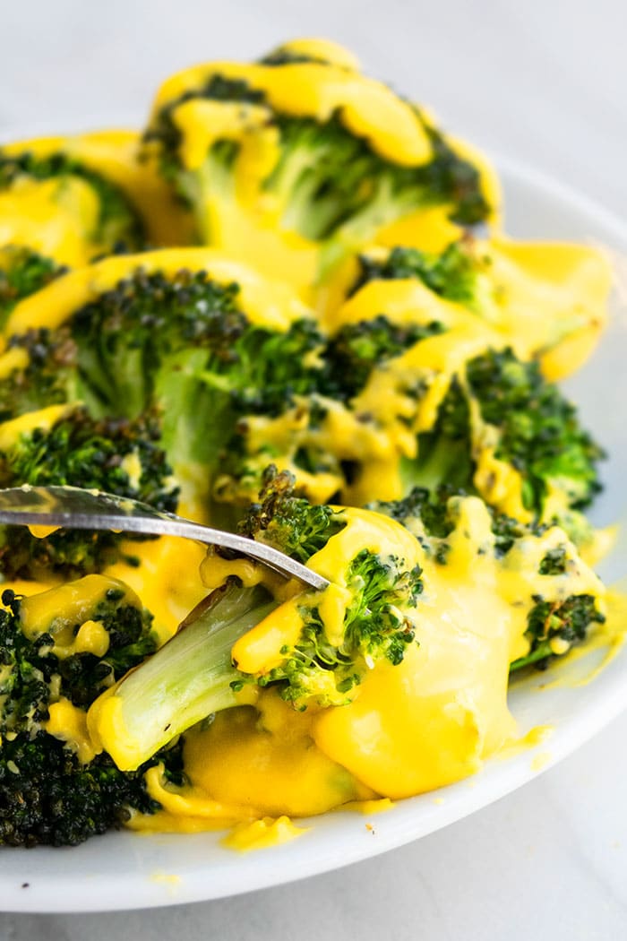 how to make a cheese sauce for broccoli