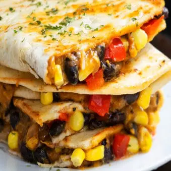 Easy Vegetarian Quesadilla Recipe (One Pan Meal)