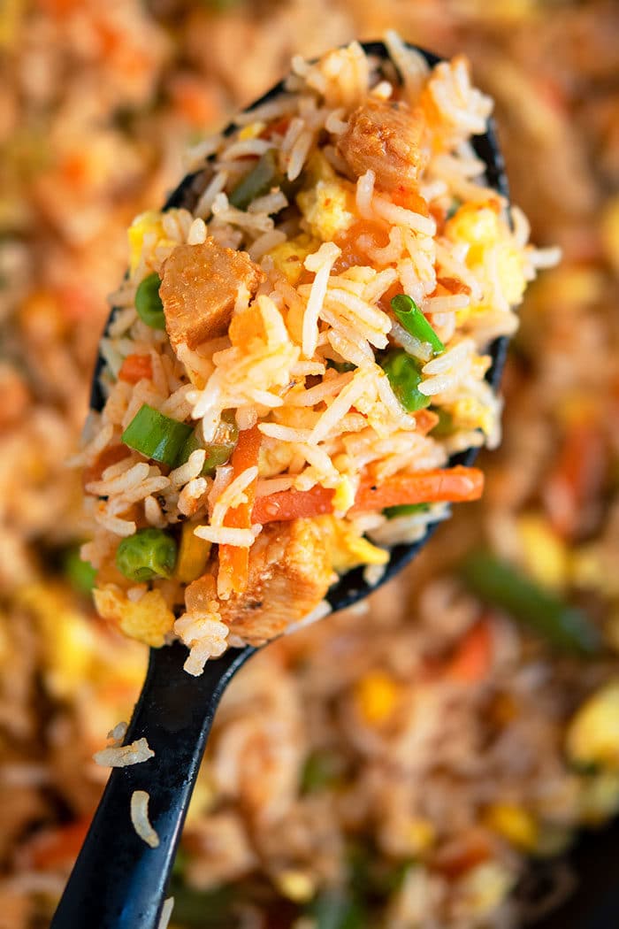 https://onepotrecipes.com/wp-content/uploads/2019/07/Easy-Chicken-Fried-Rice-700x1050.jpg