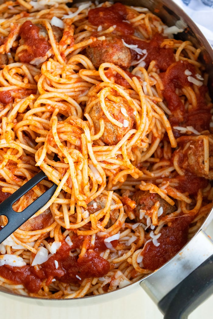 Easy Spaghetti and Meatballs in Large Pot 