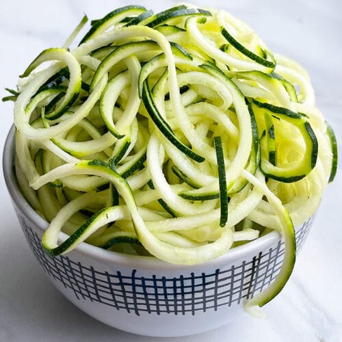 Zucchini Noodles - GetMacroEd How to make Zoodles