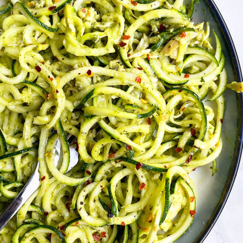 How to Make the Perfect Zoodles (Zucchini Noodles) with Pesto